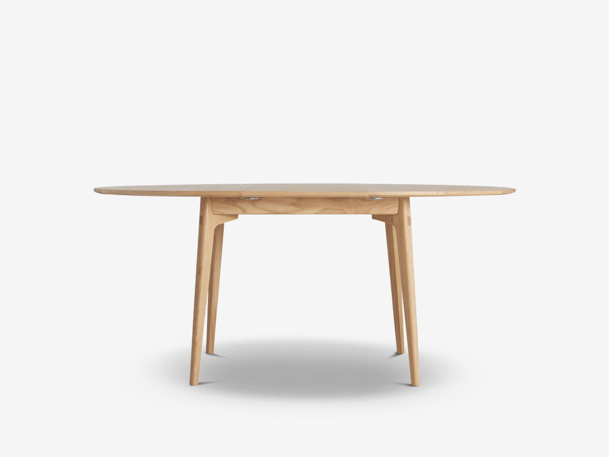 Case Dulwich Round Extendable Table
