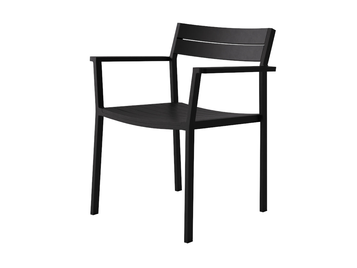 Black chair on a white background - Case Eos Armchair Black