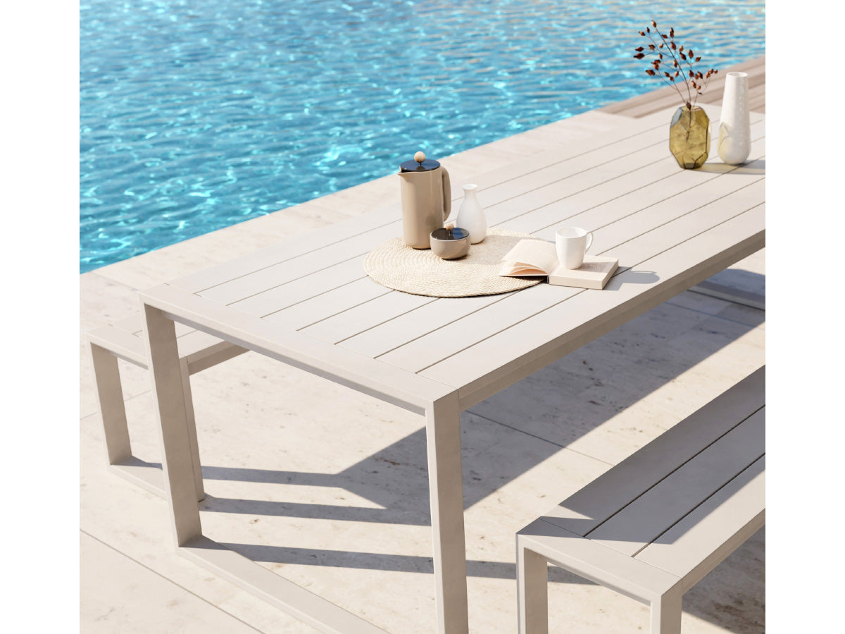 Case Eos Communal Table