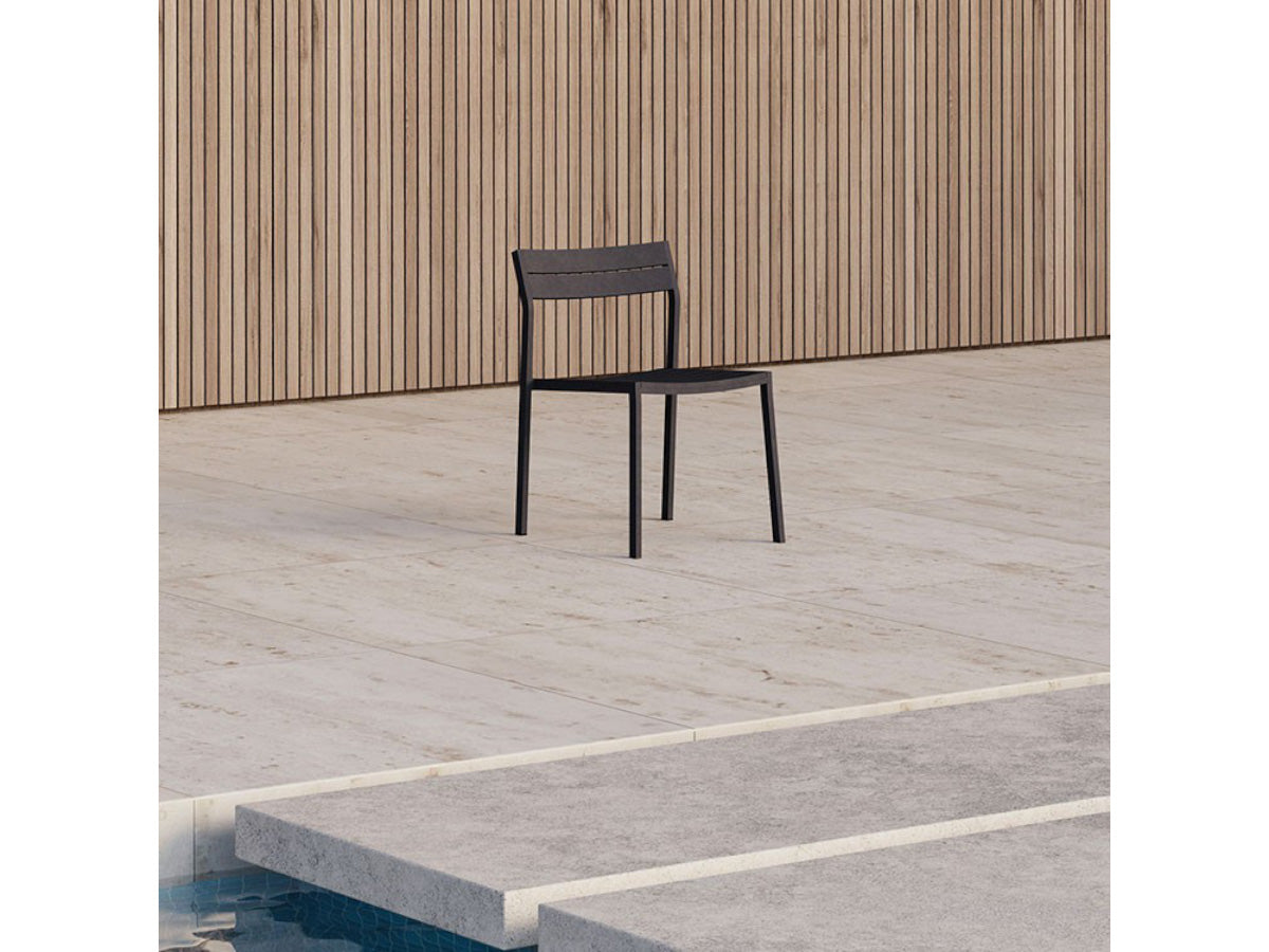 Case Eos Side Chair