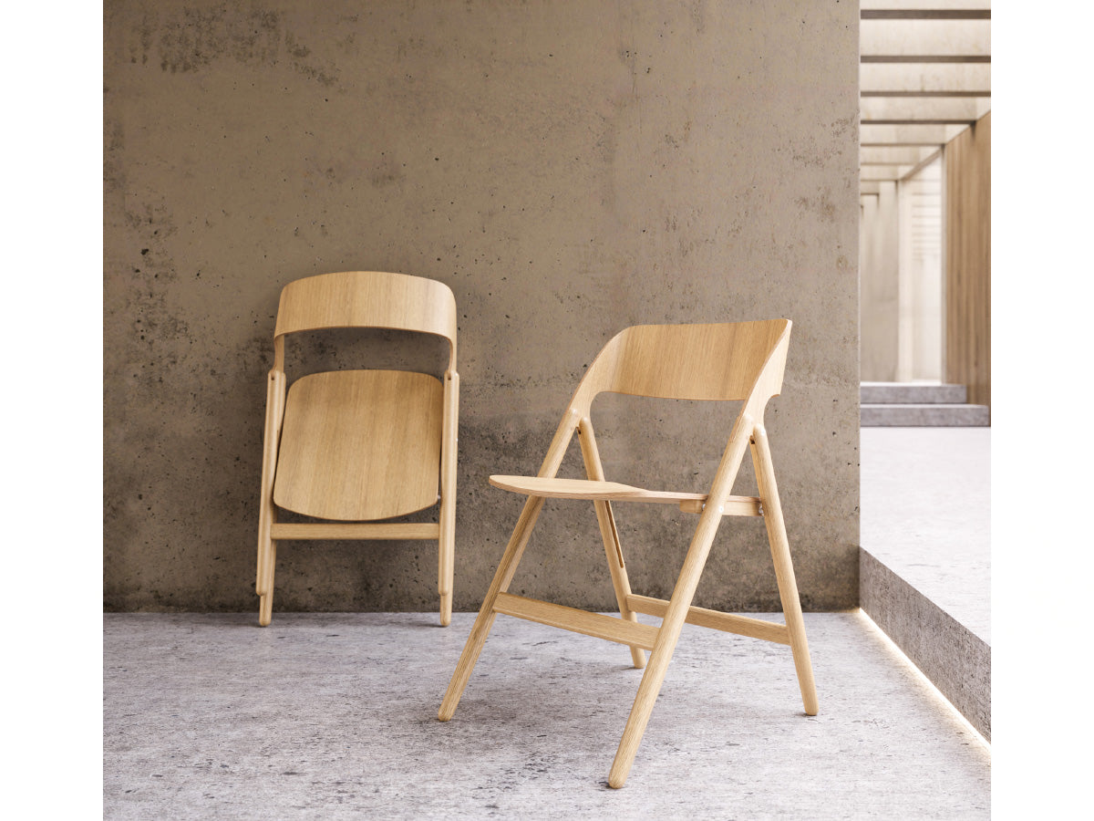 Case Narin Folding Chair