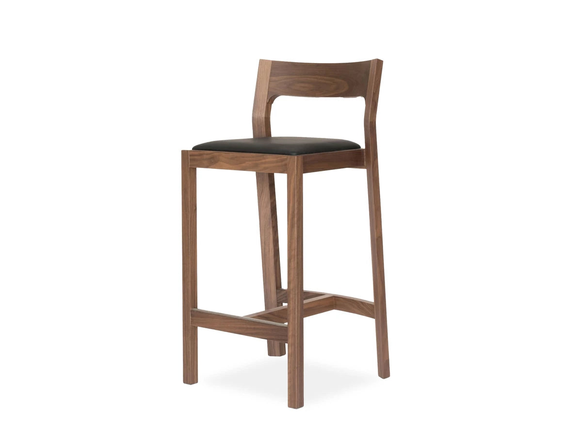 Case Profile Stool