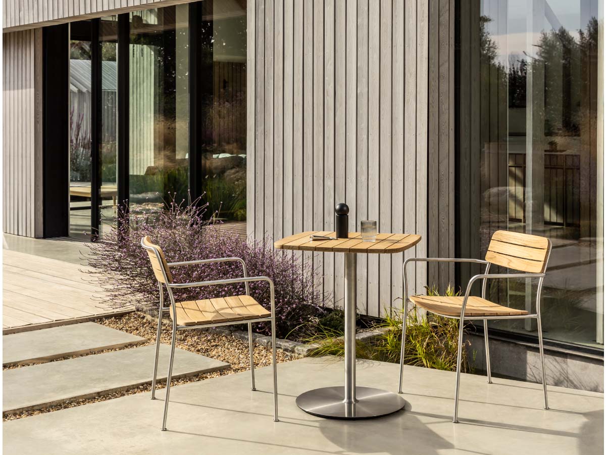 Case Solas Cafe Table