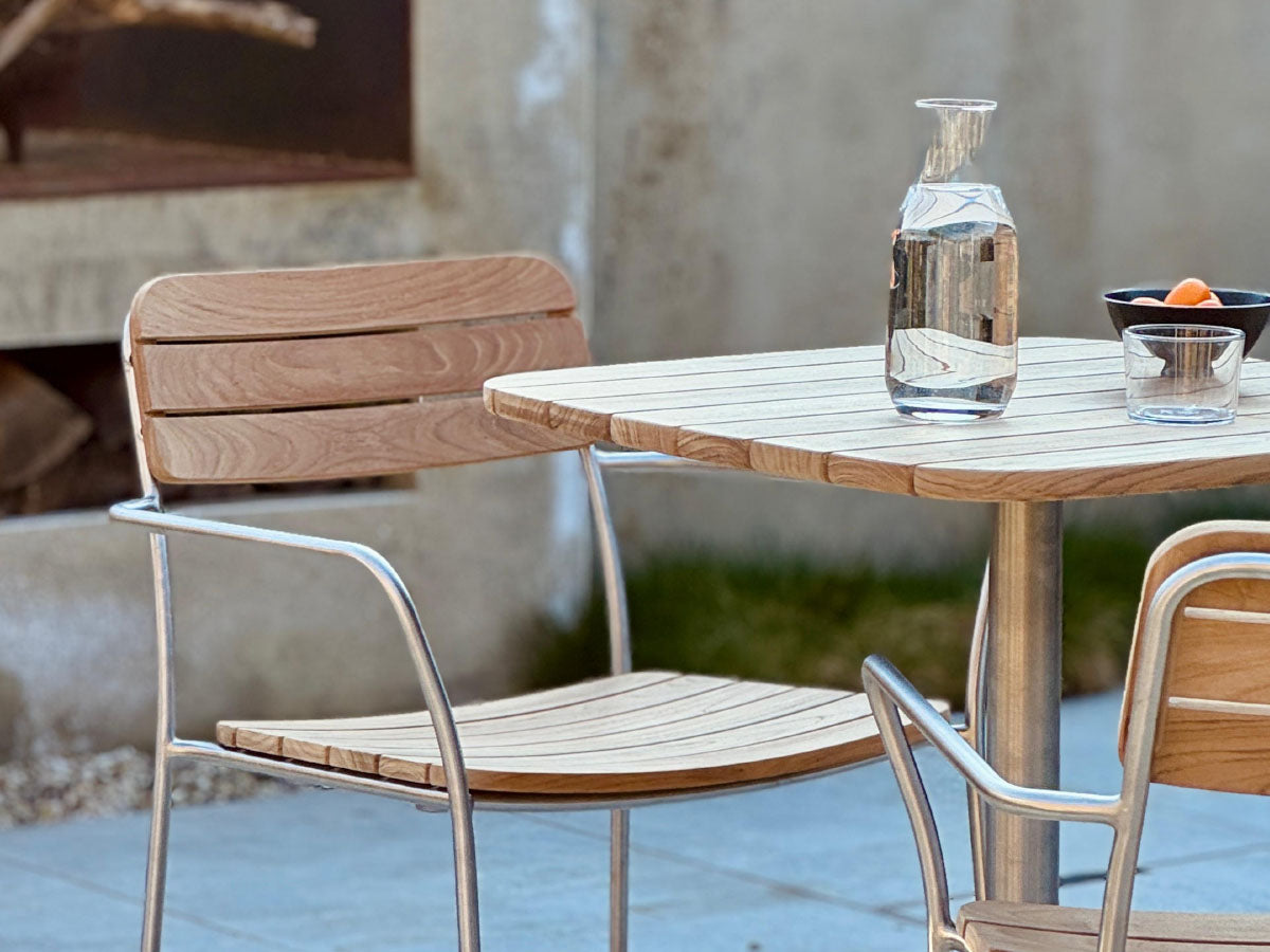 Case Solas Cafe Table