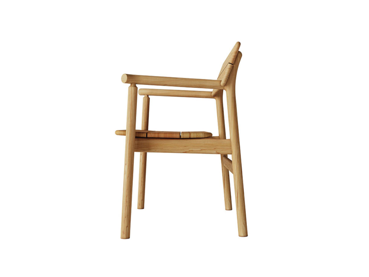 Case Tanso Bench - side view