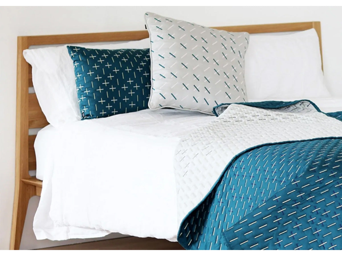 Case Valentine Bed - Headboard detail