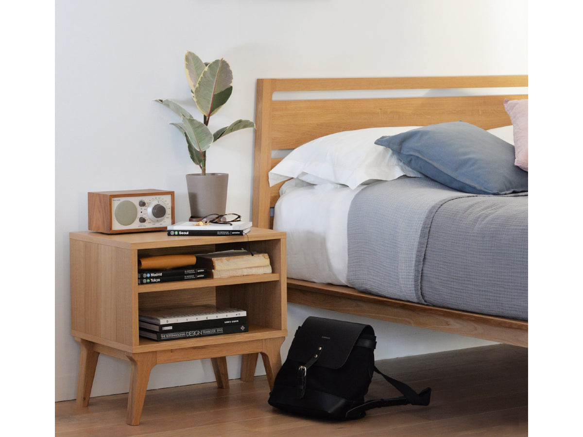 Case Valentine Bedside Table