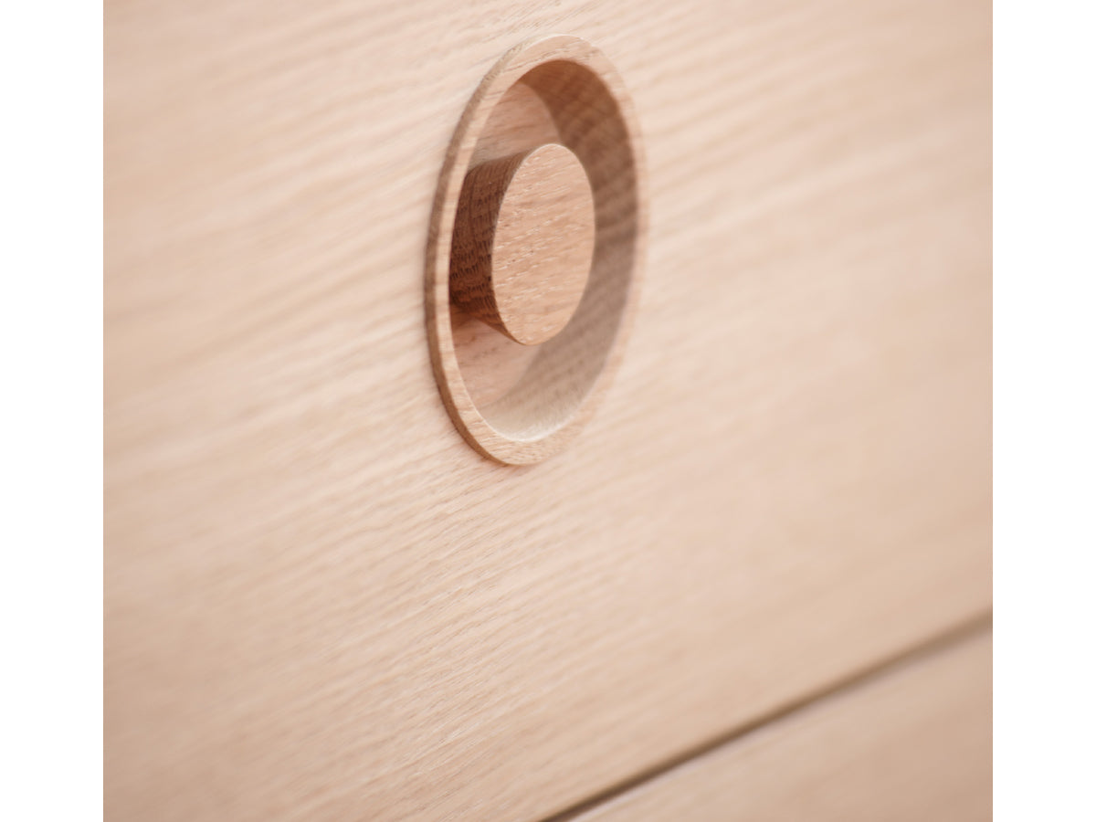 Case Valentine Chest of Drawers