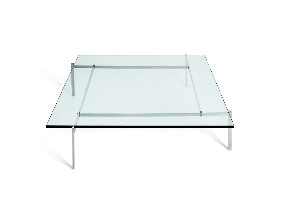 Fritz Hansen PK61 Table