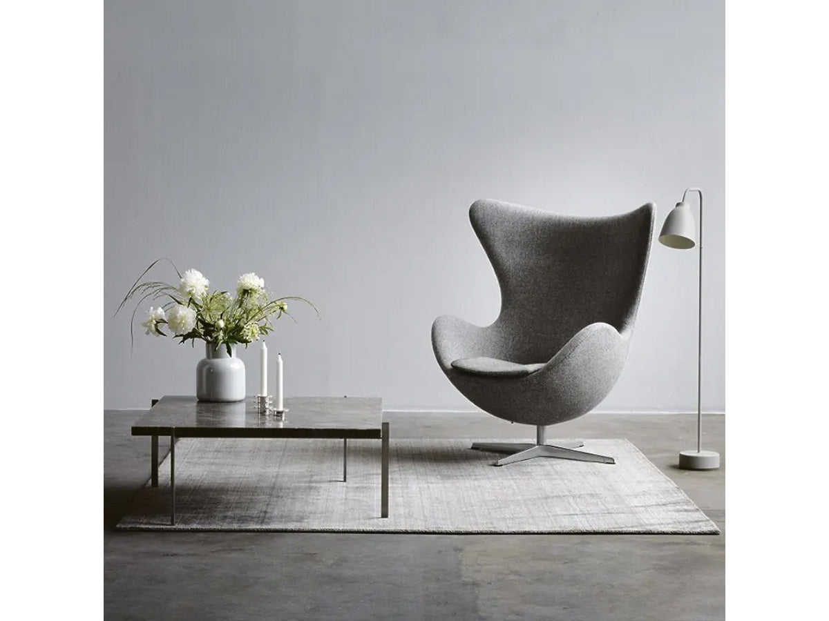 Fritz Hansen PK61 Table