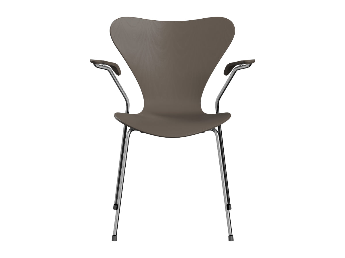 Fritz Hansen Series 7 3207 Dining Arm Chair