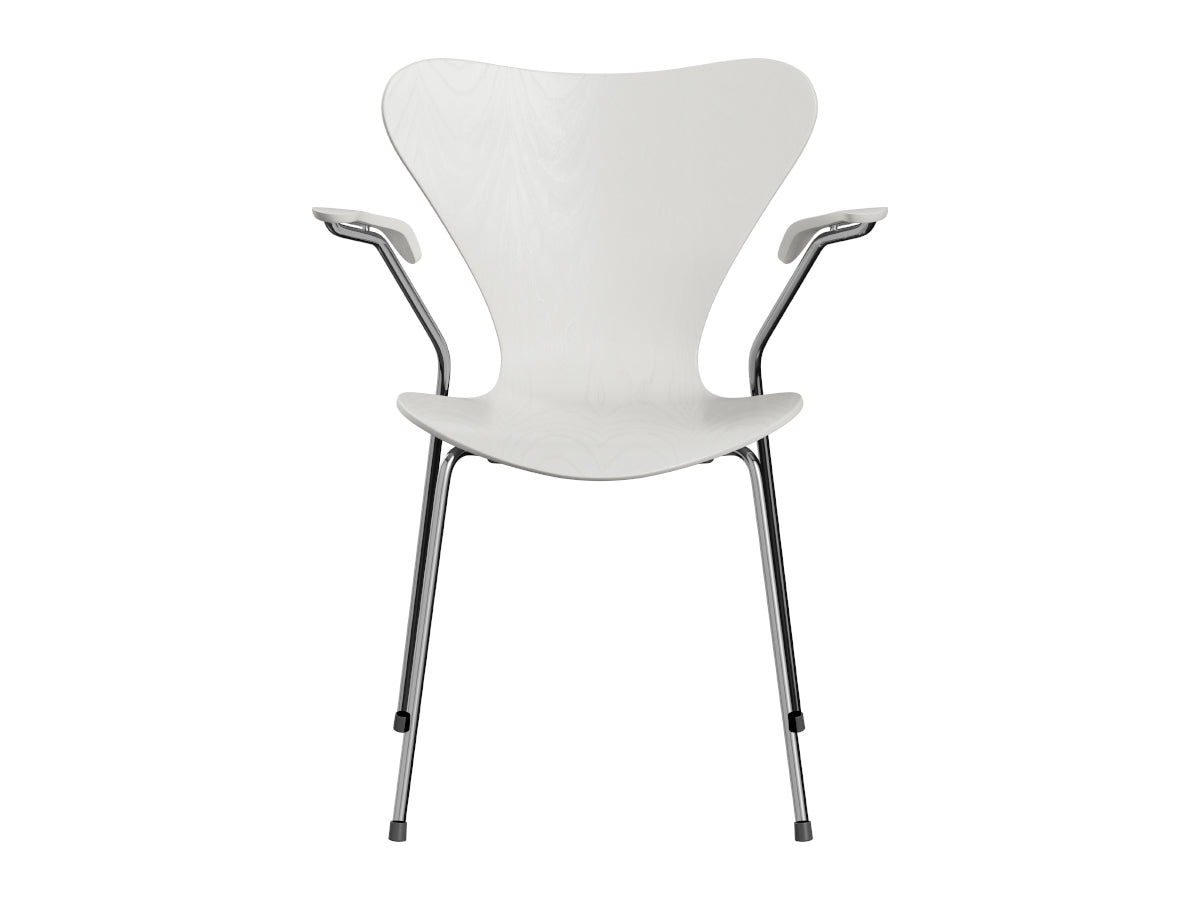 Fritz Hansen Series 7 3207 Dining Arm Chair