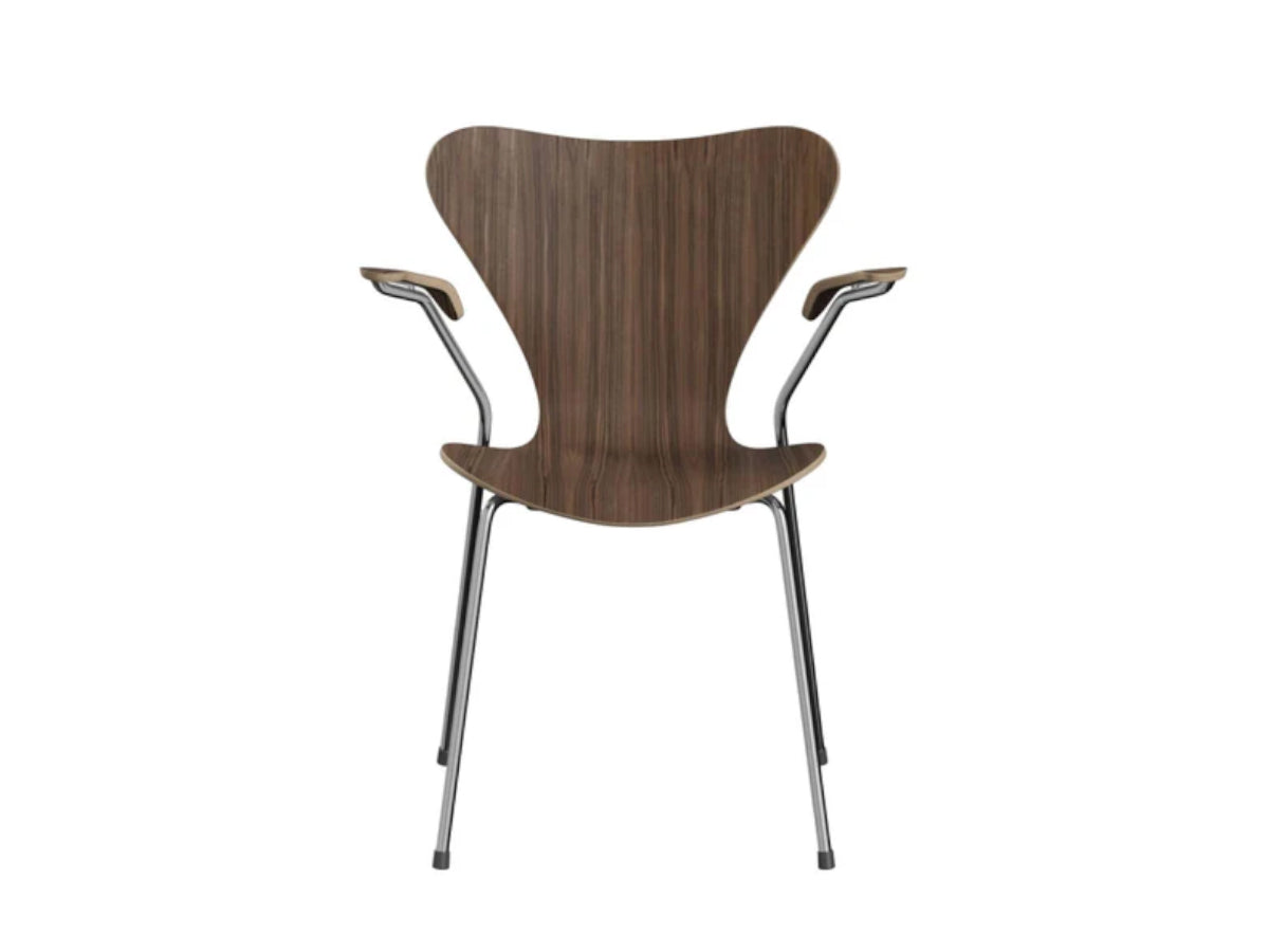 Fritz Hansen Series 7 3207 Dining Arm Chair - Natural Wood