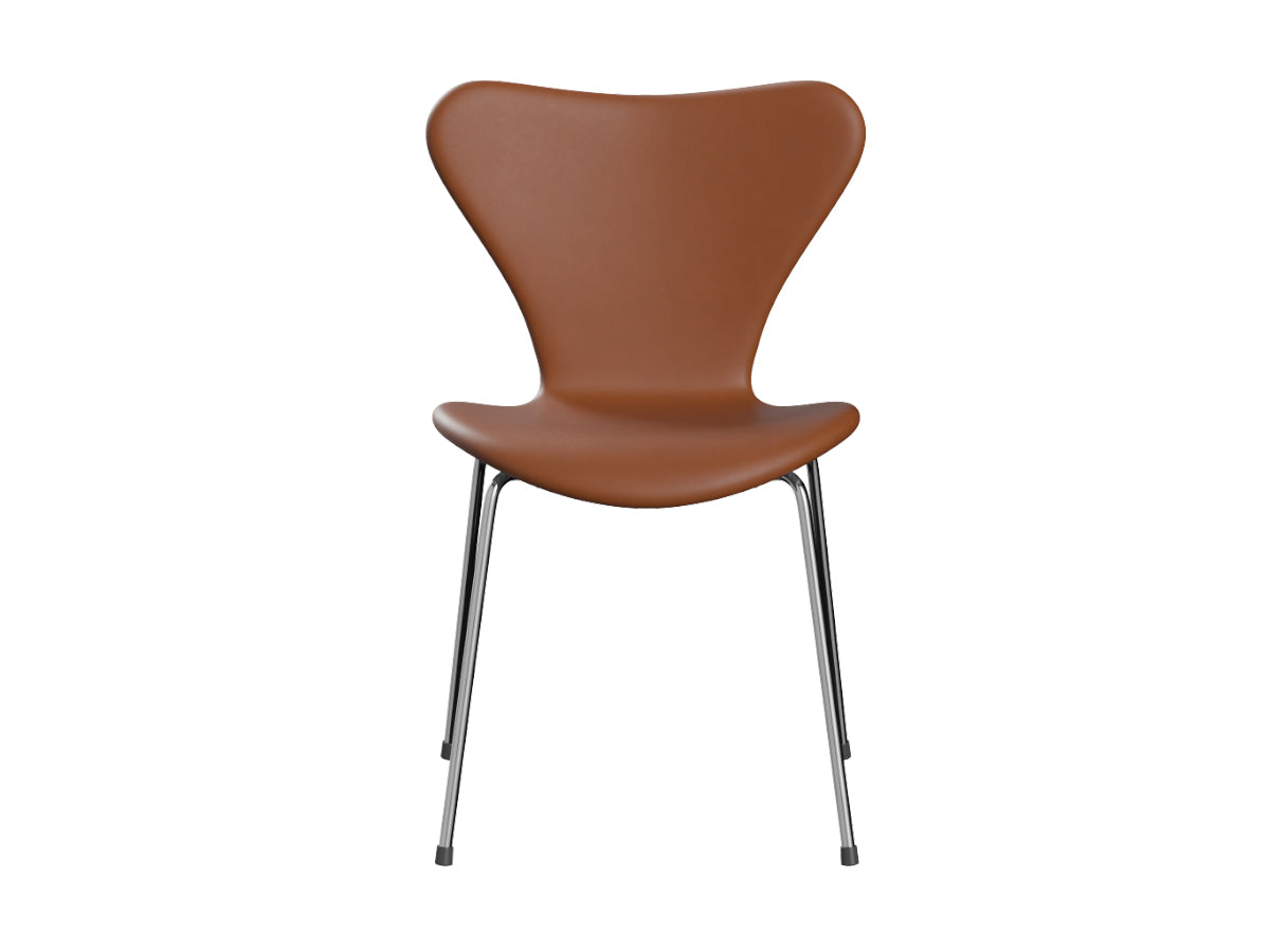 Fritz Hansen Series 7 3107 Dining Chair - Essential Leather