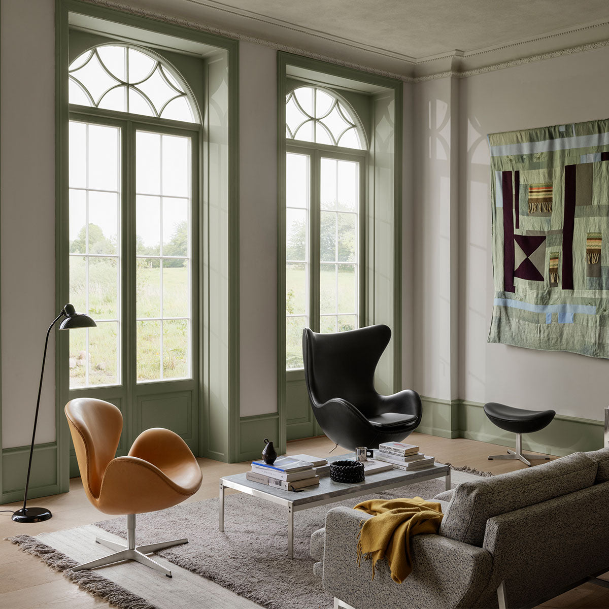 swan and egg chair by fritz hansen