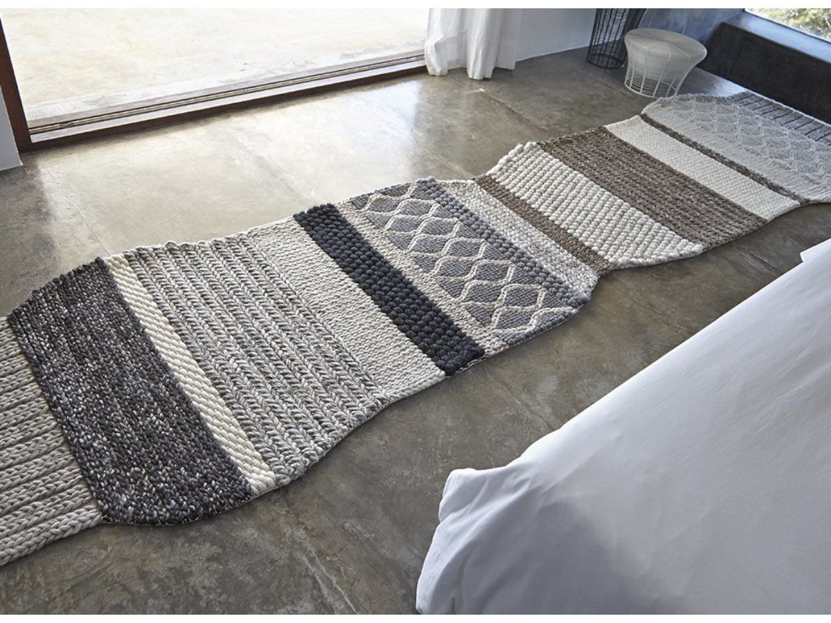 Gan Mangas Largas Rug
