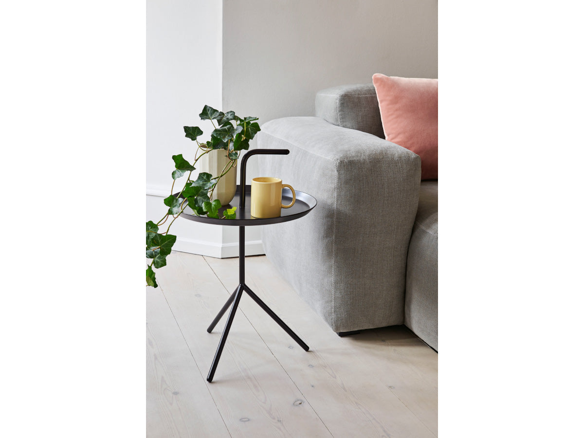 Hay DLM Table - Lifestyle with Mags Soft Sofa