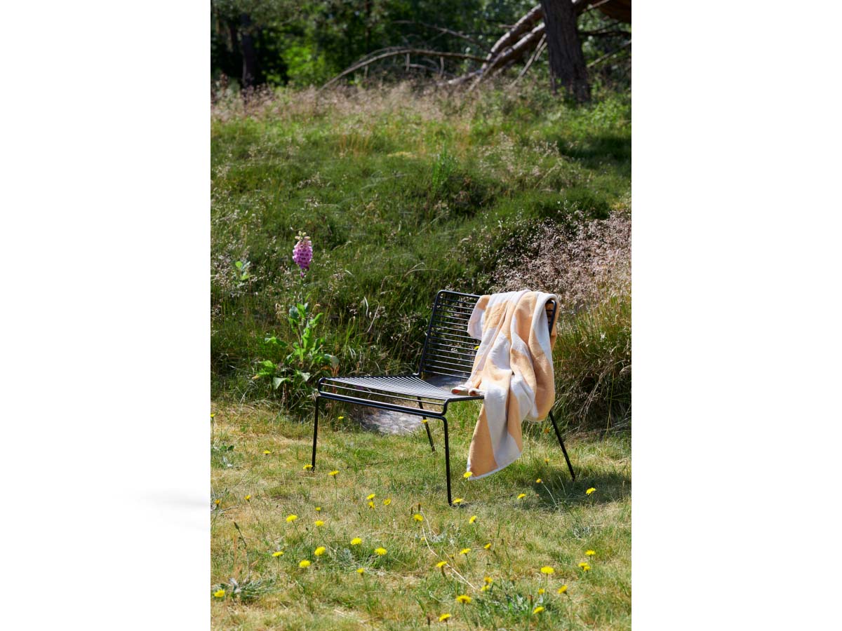 Hay Hee Lounge Chair - Lifestyle in Garden
