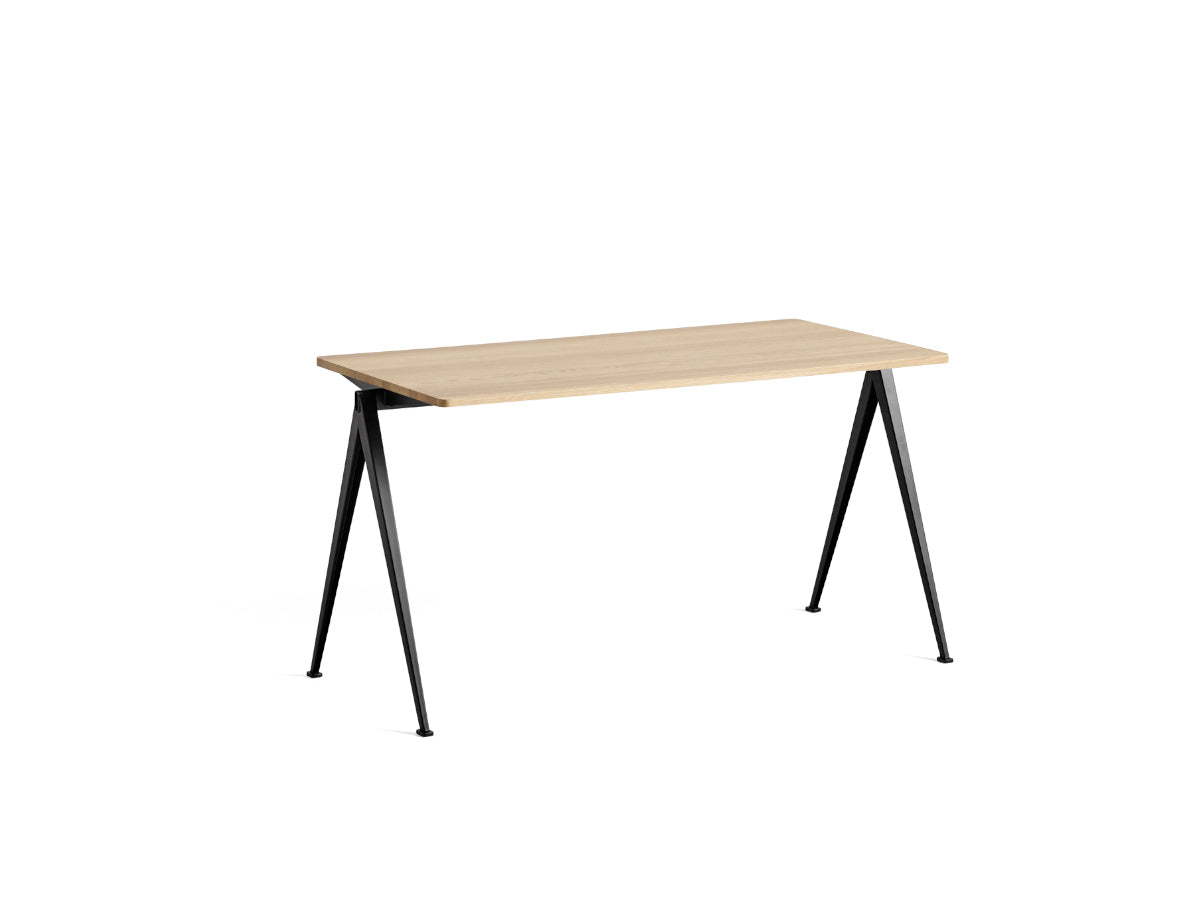 Hay Pyramid Table 01 (140cm)