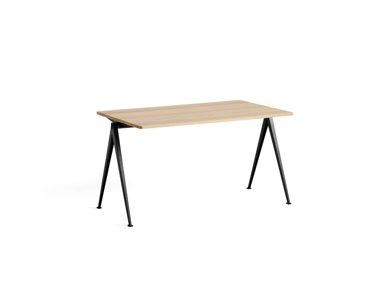 Hay Pyramid Table 01 (140cm)