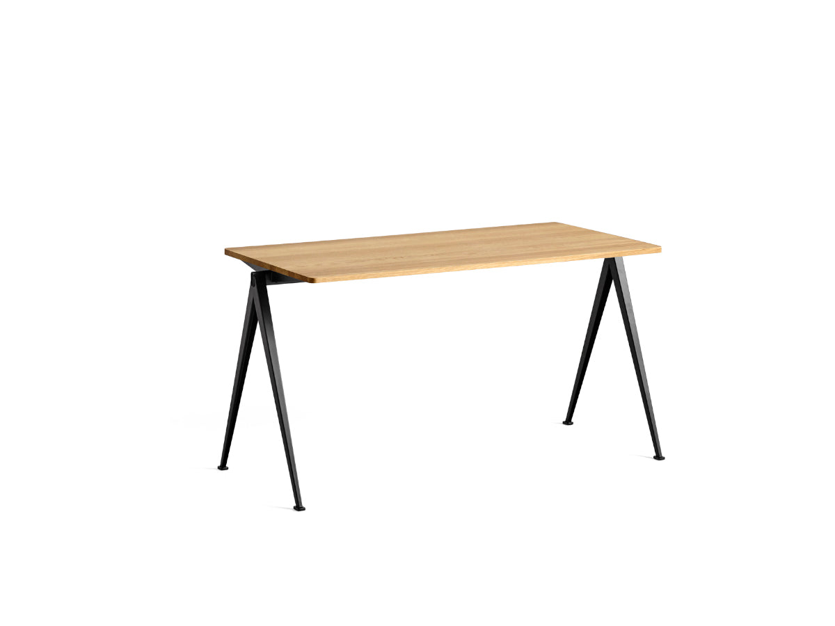 Hay Pyramid Table 01 (140cm)