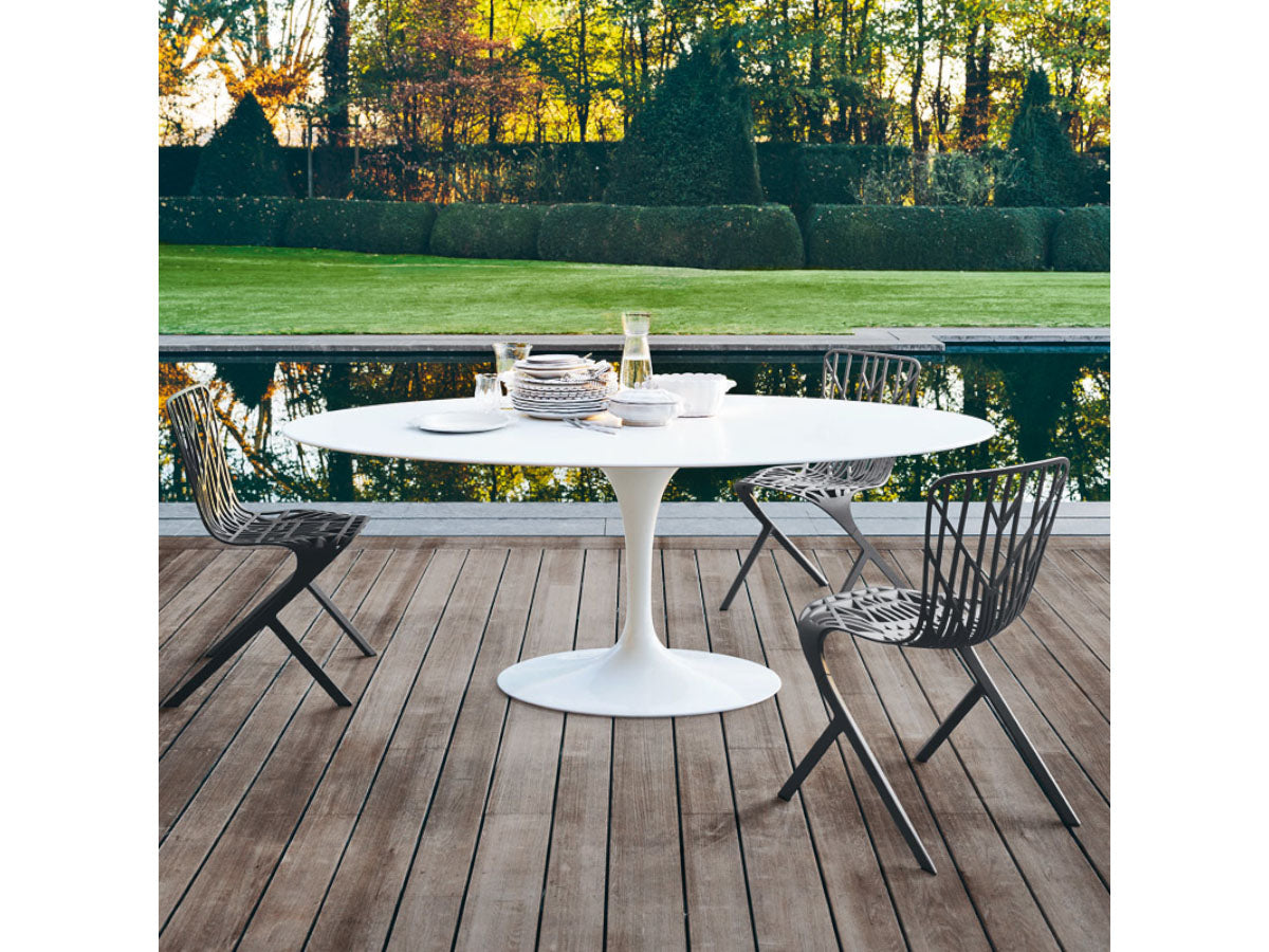 Knoll Saarinen Tulip Outdoor Dining Table