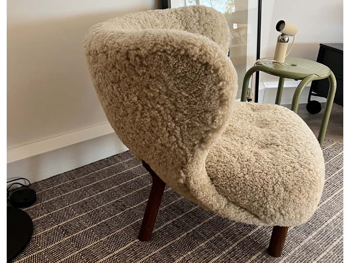 &Tradition Little Petra VB1 Chair Sheepskin (EX-Display)