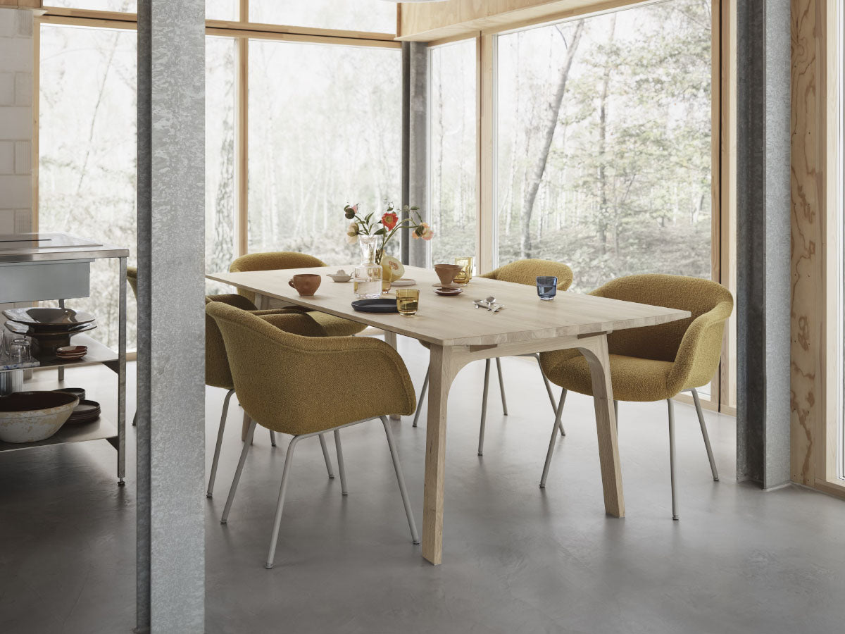 Muuto Earnest Extendable Dining Table