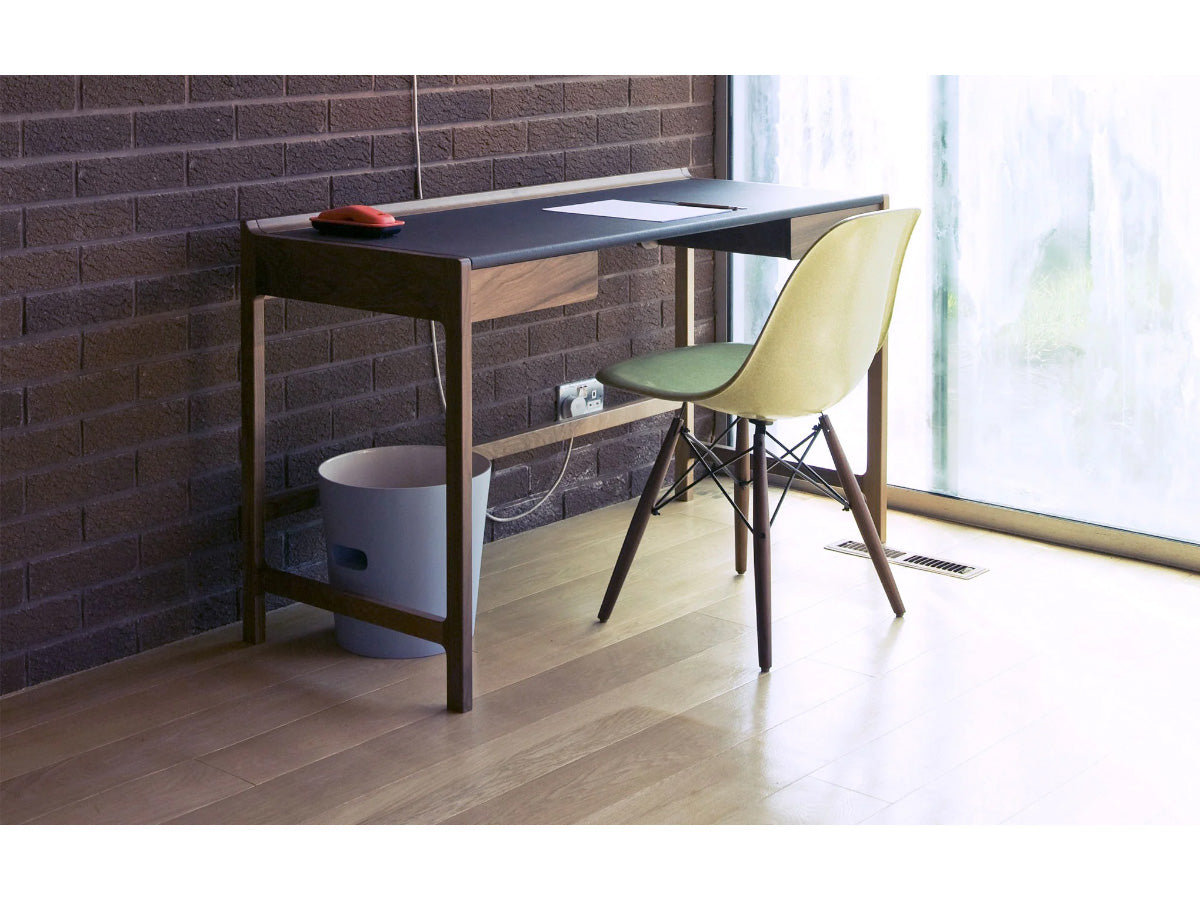 SCP Cedric Desk