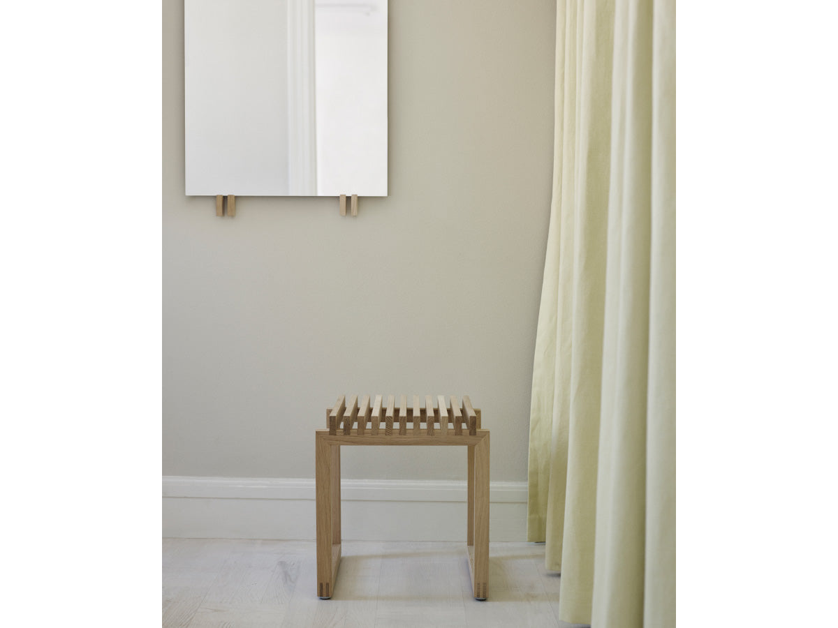 Skagerak by Fritz Hansen Cutter Stool