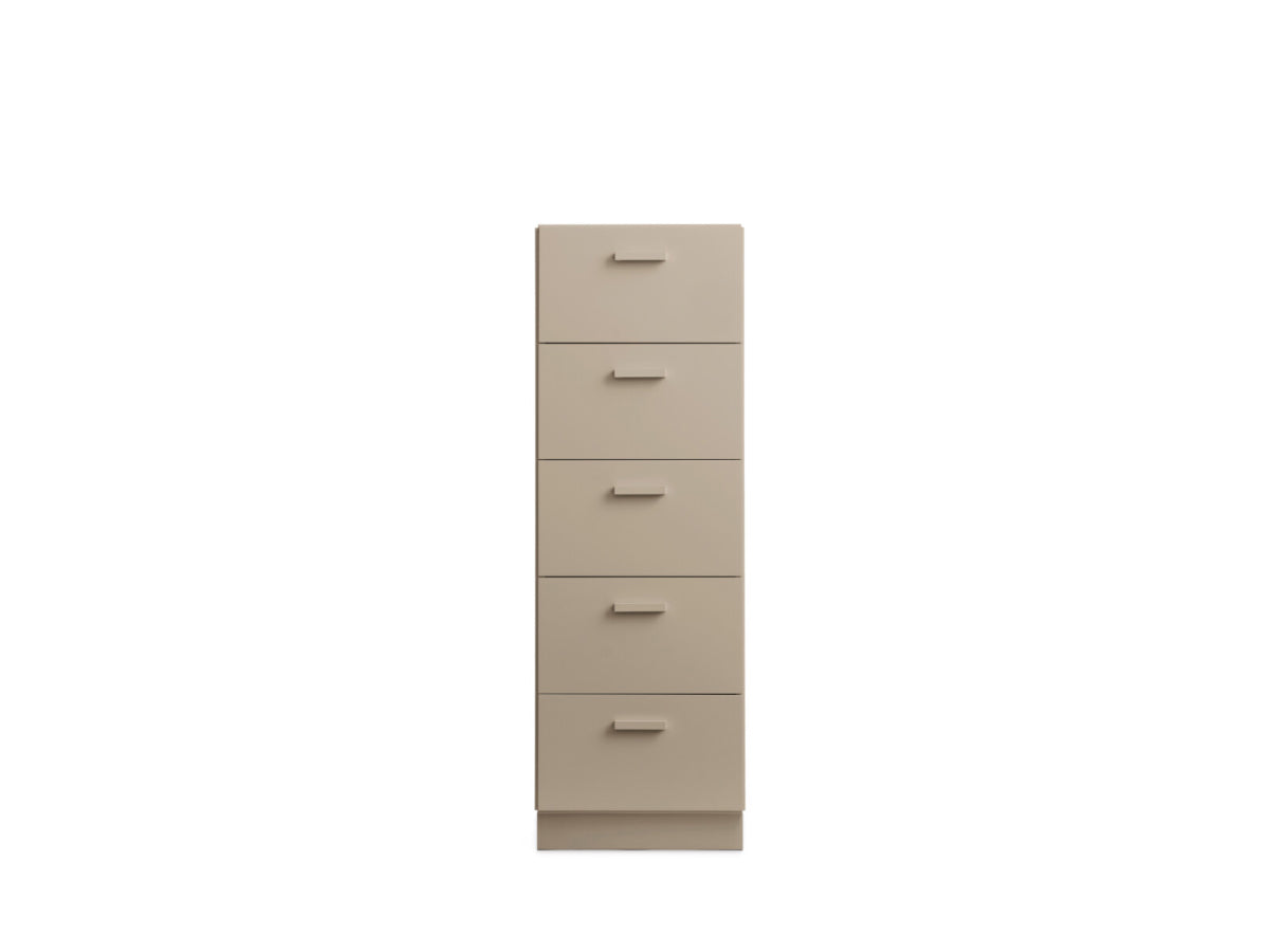 String Relief Chest of drawers tall, plinth base