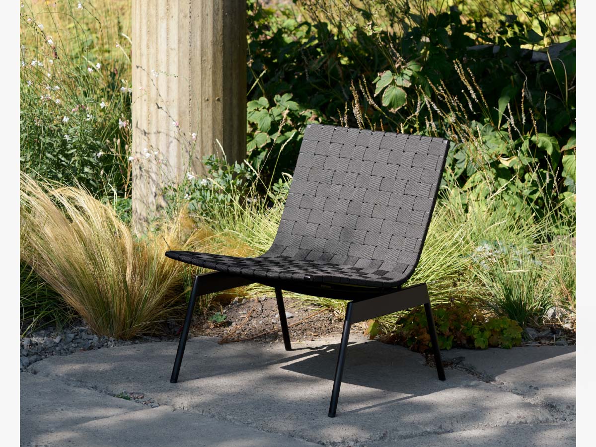 &Tradition Ville AV44 Outdoor Lounge Chair
