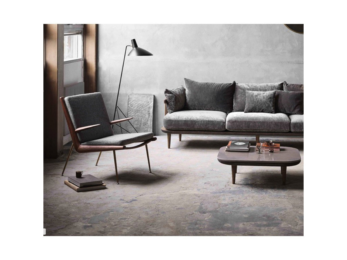 &Tradition Boomerang Lounge Chair Oak HM2 - Lifestyle with Fly Sofa