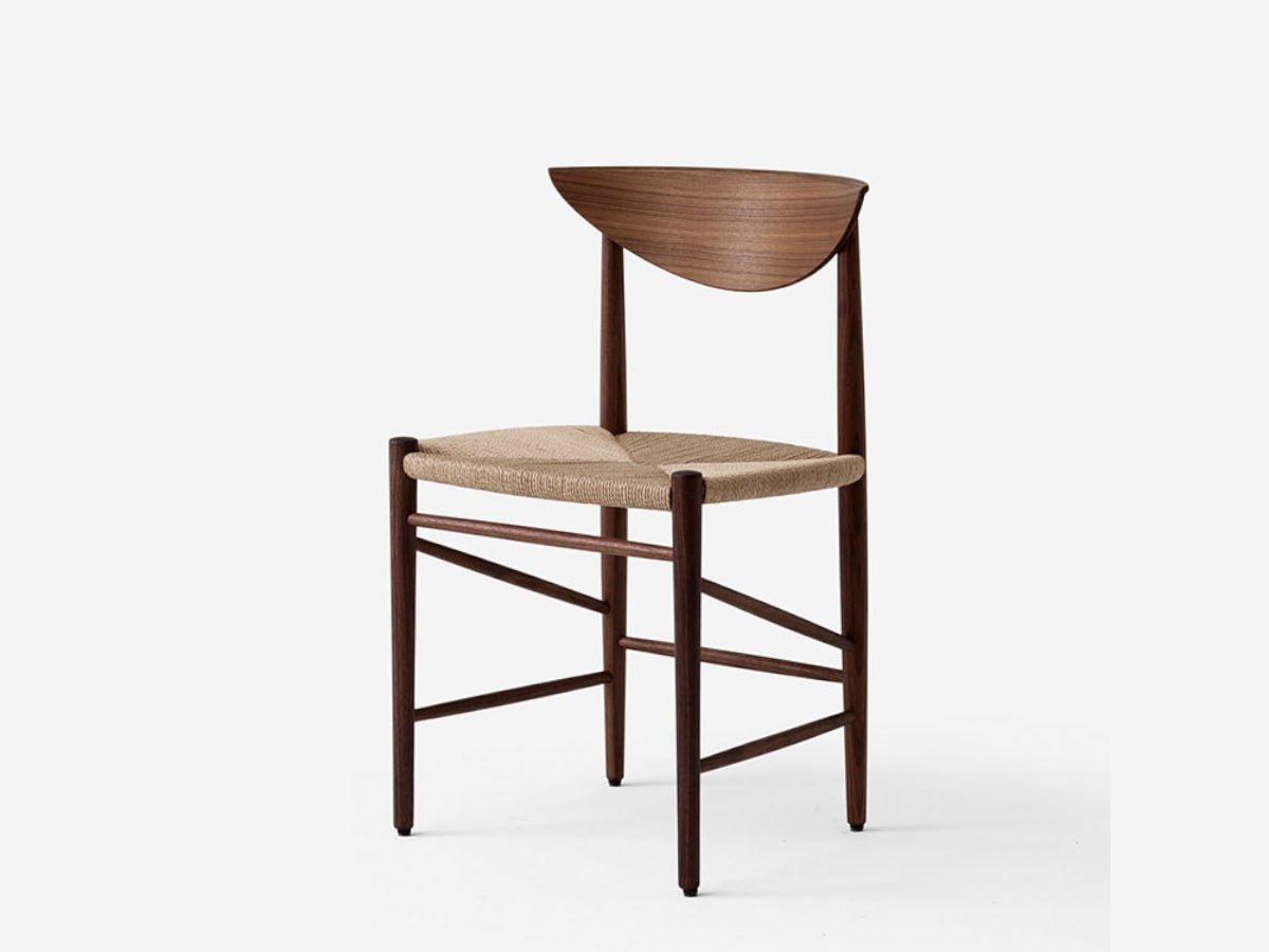 &Tradition Drawn Dining Chair HM3 Walnut