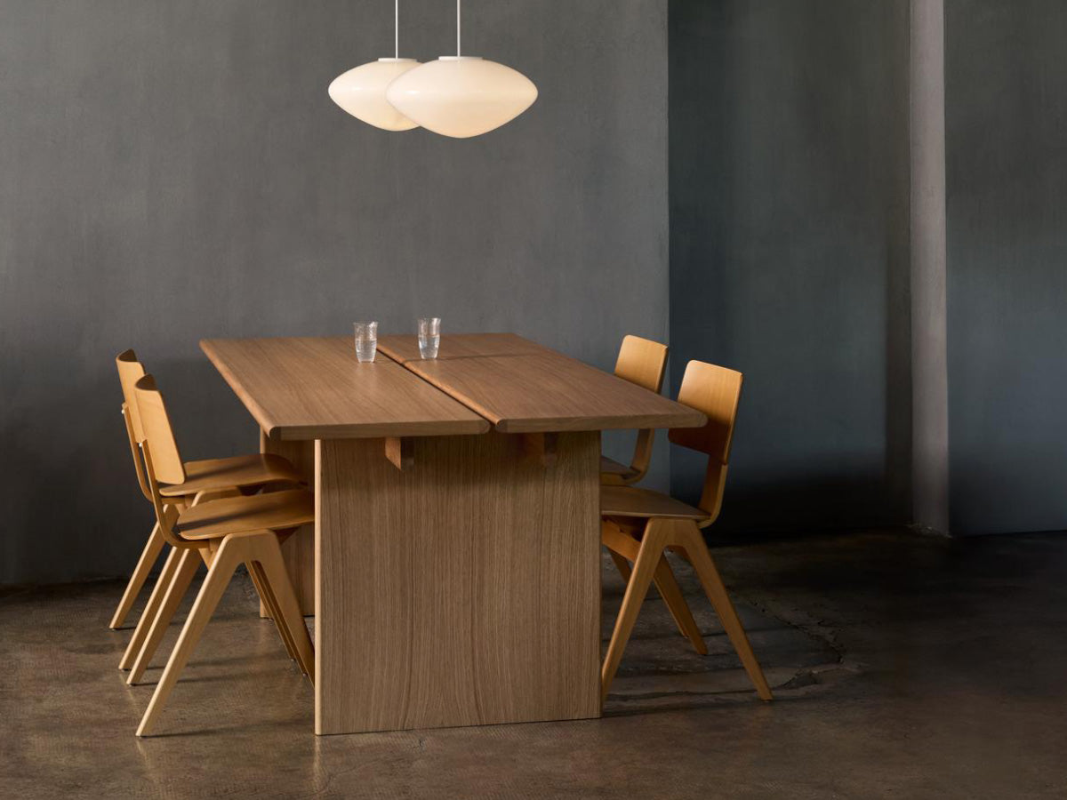 &Tradition Ita OS1 Dining Table | Scandinavian Design - Cimmermann