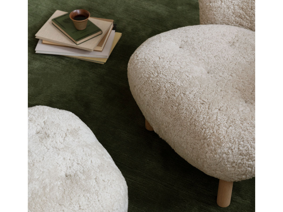 &Tradition Little Petra VB1 Chair Sheepskin & Footstool