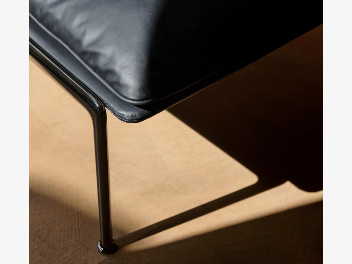 &Tradition Muno LN18 Armchair