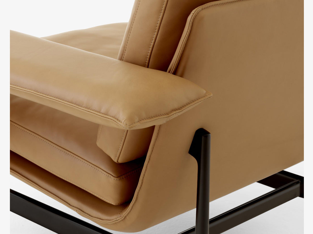 &Tradition Meantime AV29 Armchair