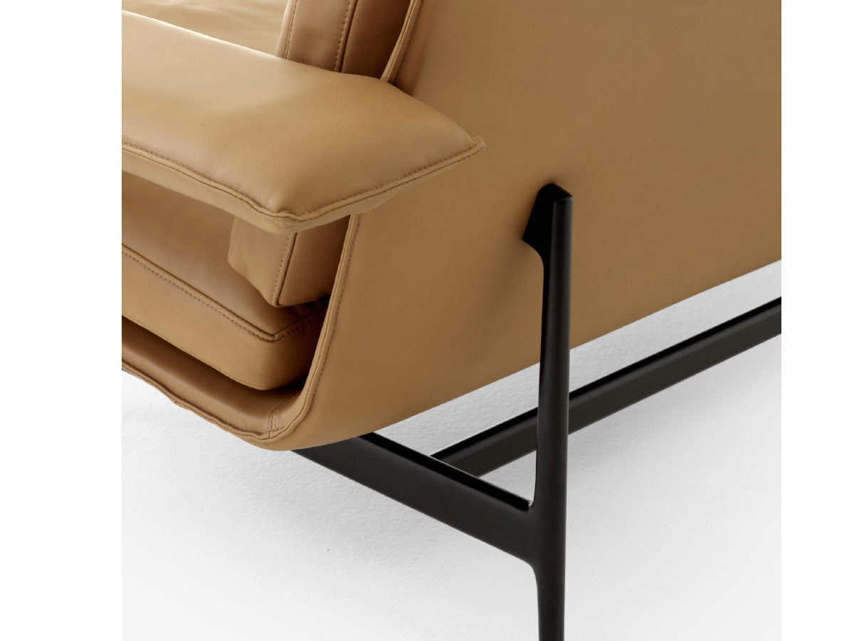 &Tradition Meantime AV30 Sofa