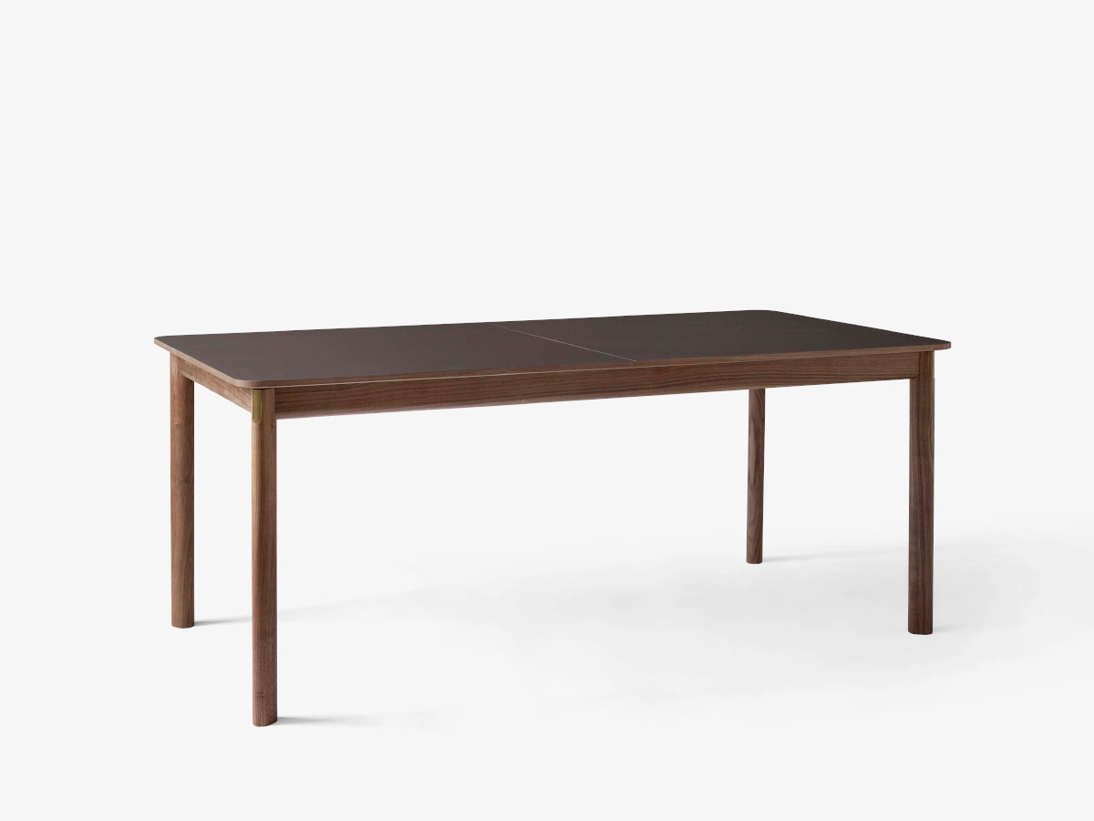 &Tradition Patch HW1 Dining Table