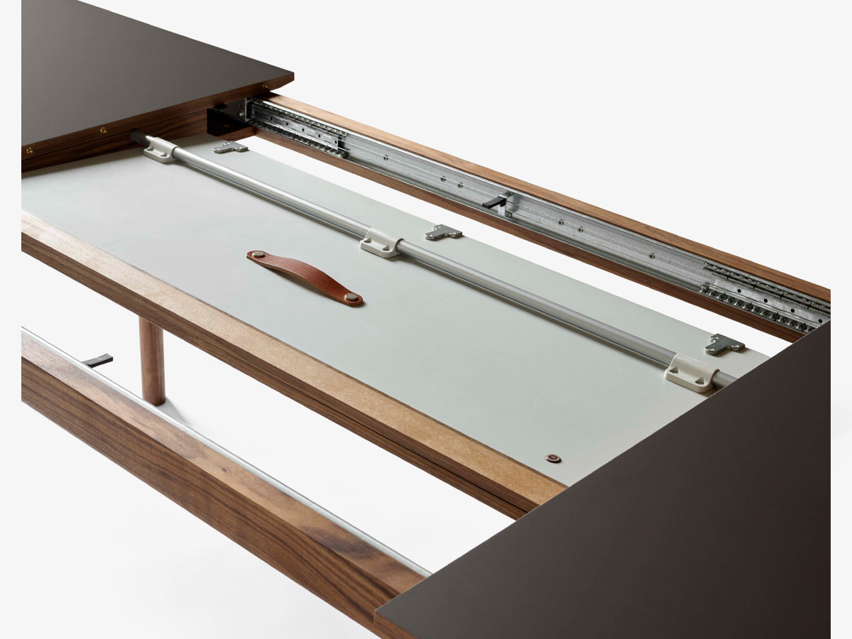 &Tradition Patch HW2 Dining Table