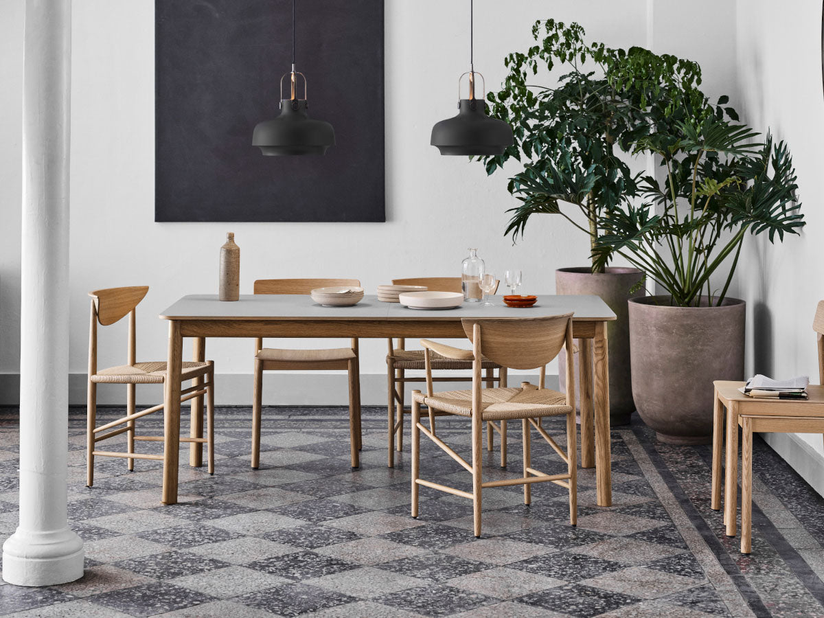 &Tradition Patch HW2 Dining Table