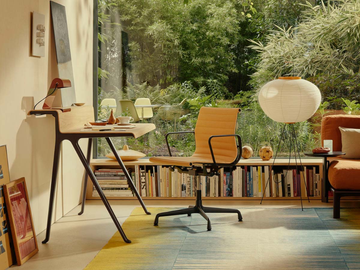 Vitra Courier Desk