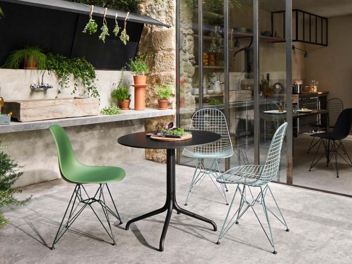 Vitra Eames DKR Chair