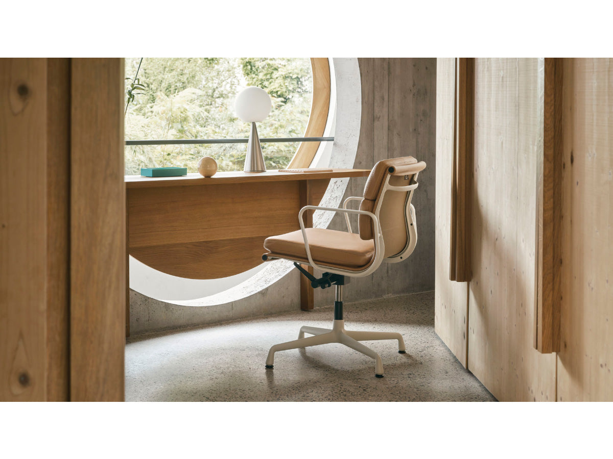 Vitra EA 231 Soft Pad Office Chair
