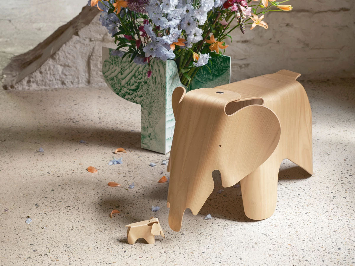 Vitra Eames Elephant Plywood