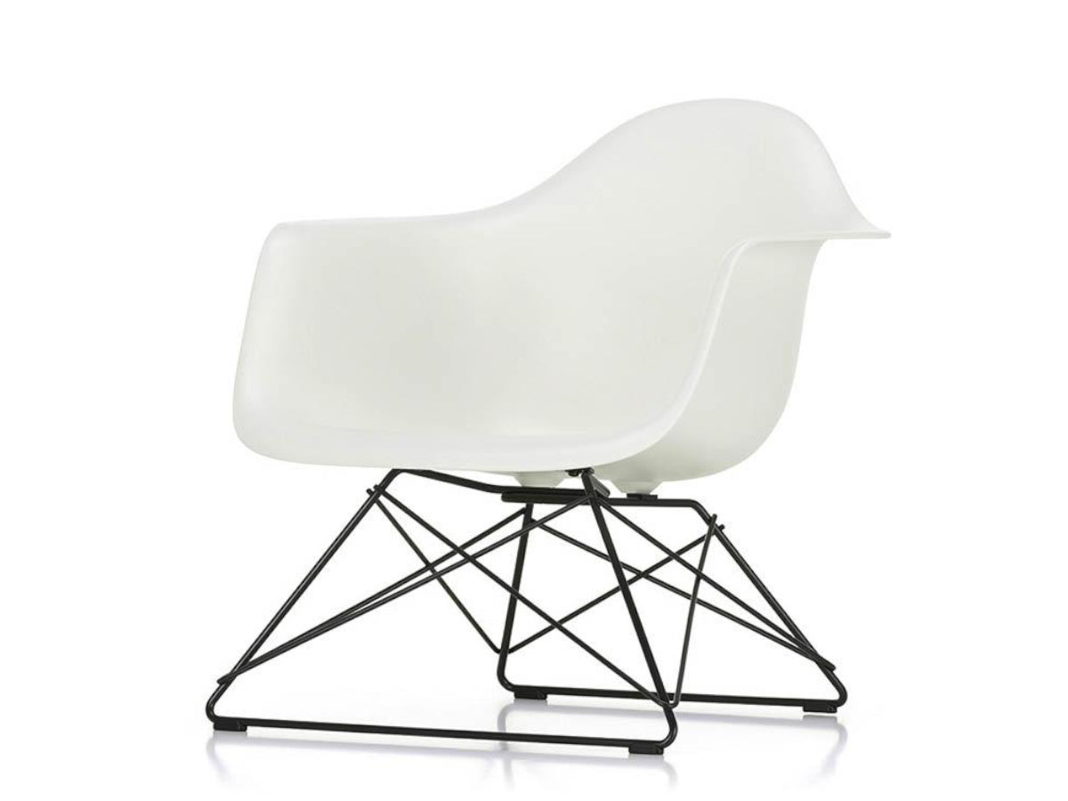 Vitra LAR Eames Plastic Chair