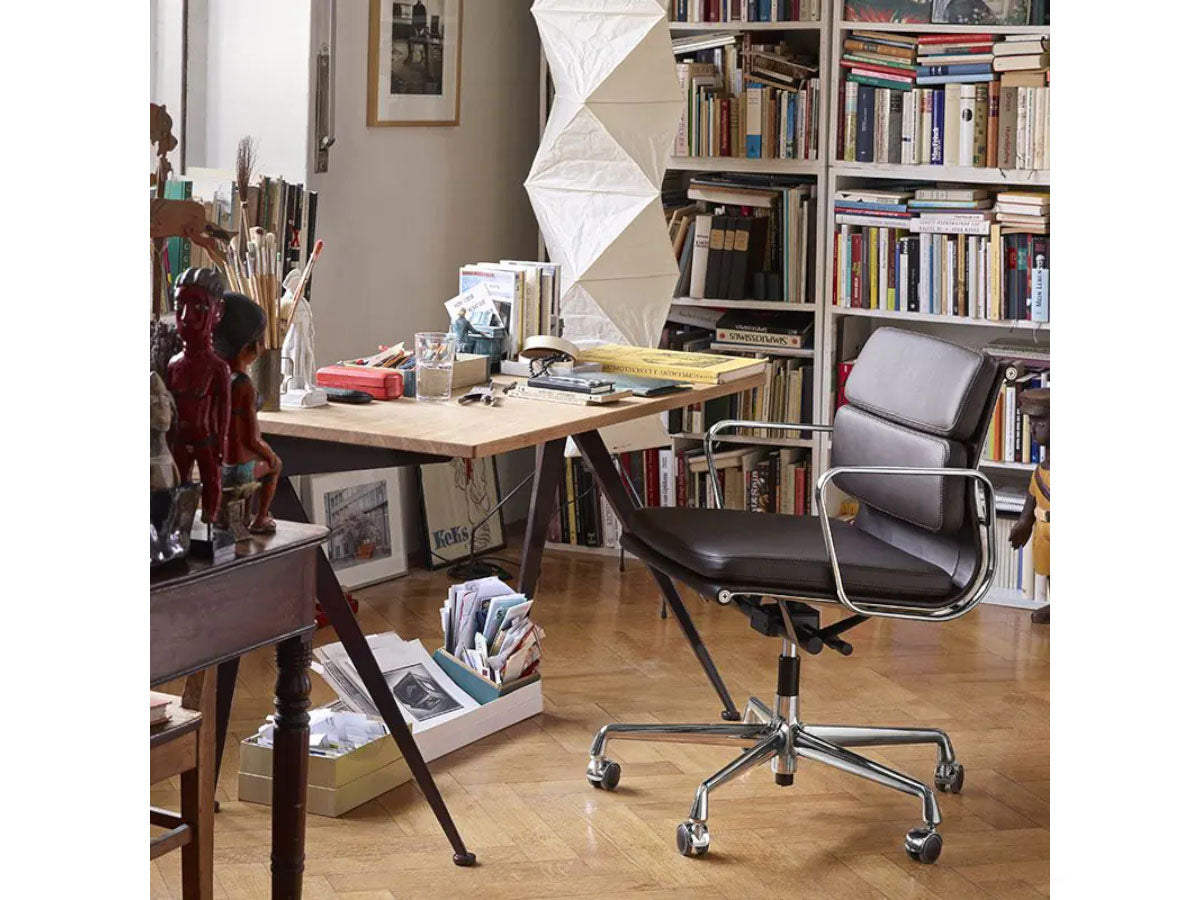 Vitra Soft Pad EA 217 Office Chair