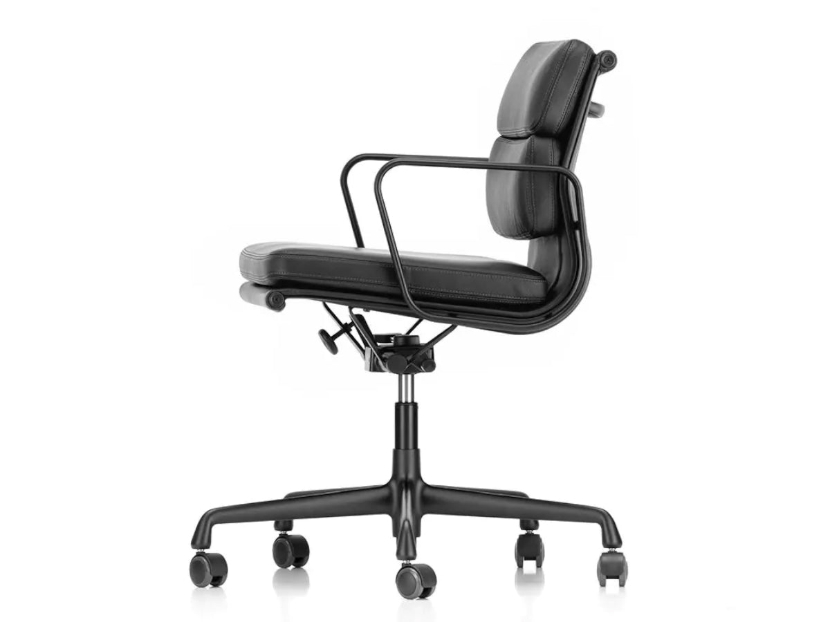 Vitra Soft Pad EA 217 Office Chair