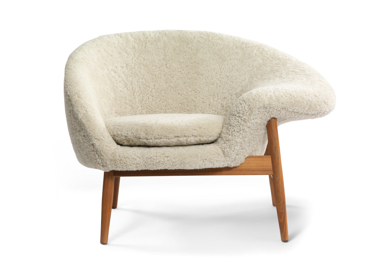 Warm Nordic Fried Egg Lounge Chair - Sheepskin